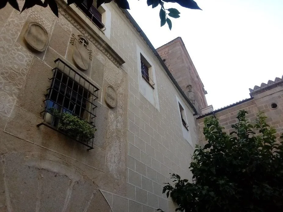 Casa del cardenal Bernardino de Carvajal