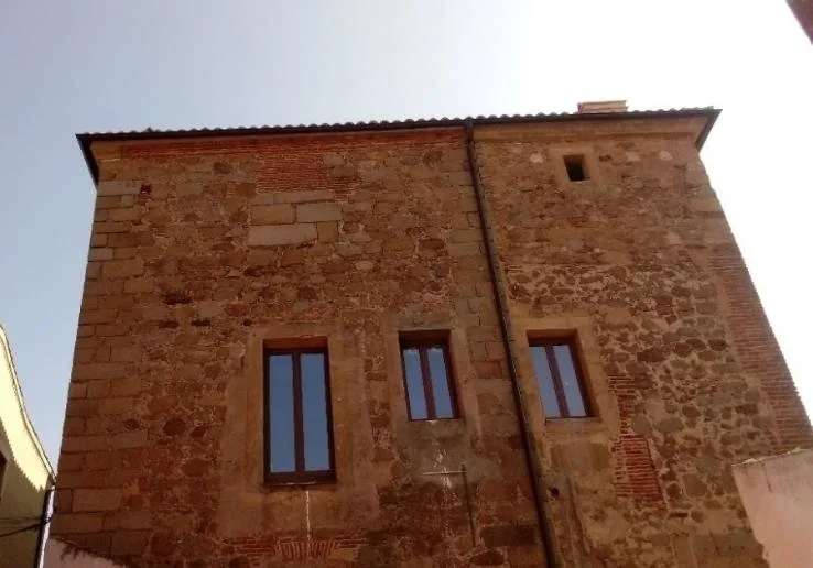 Restos de la torre desmontada